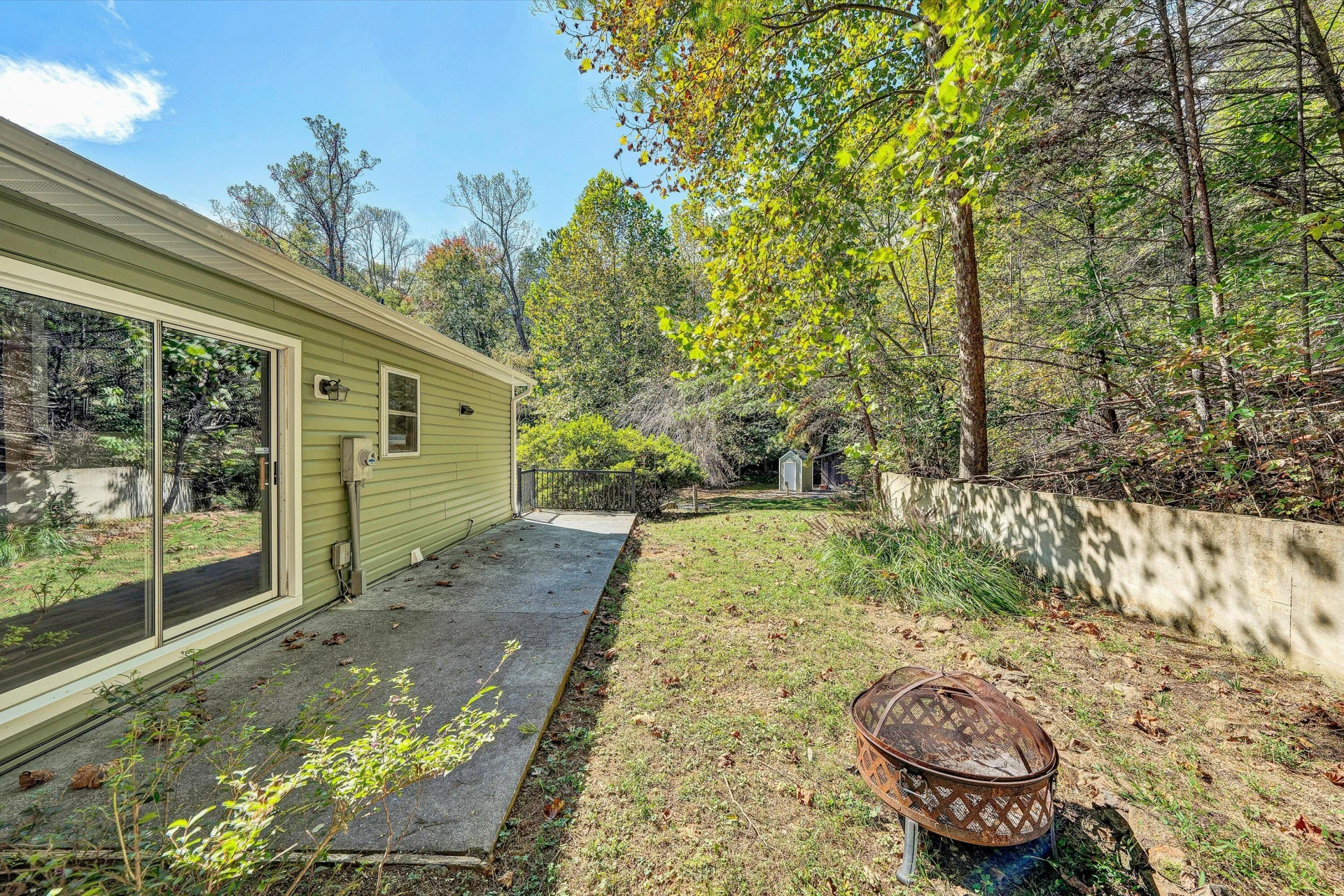 3561 Rutrough RD SE - Photo 46