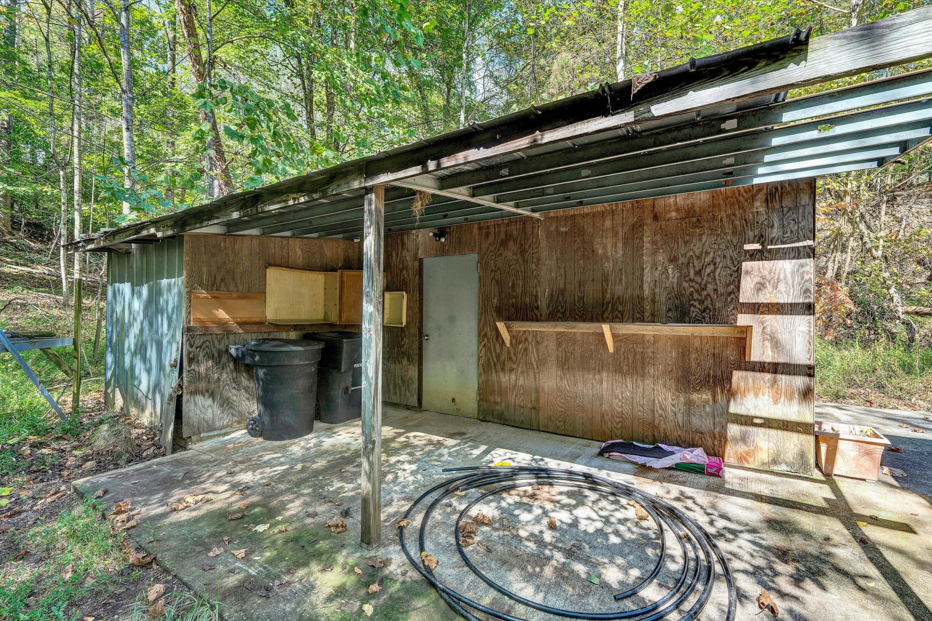 3561 Rutrough RD SE - Photo 51