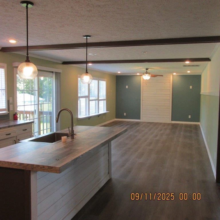 12400 Hardy RD - Photo 4