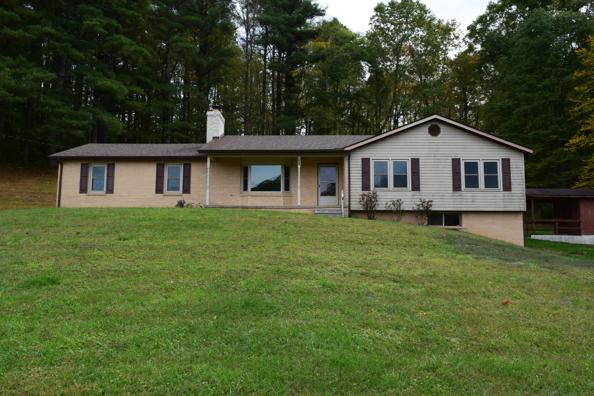 171 Pine Creek WAY SE - Photo 5
