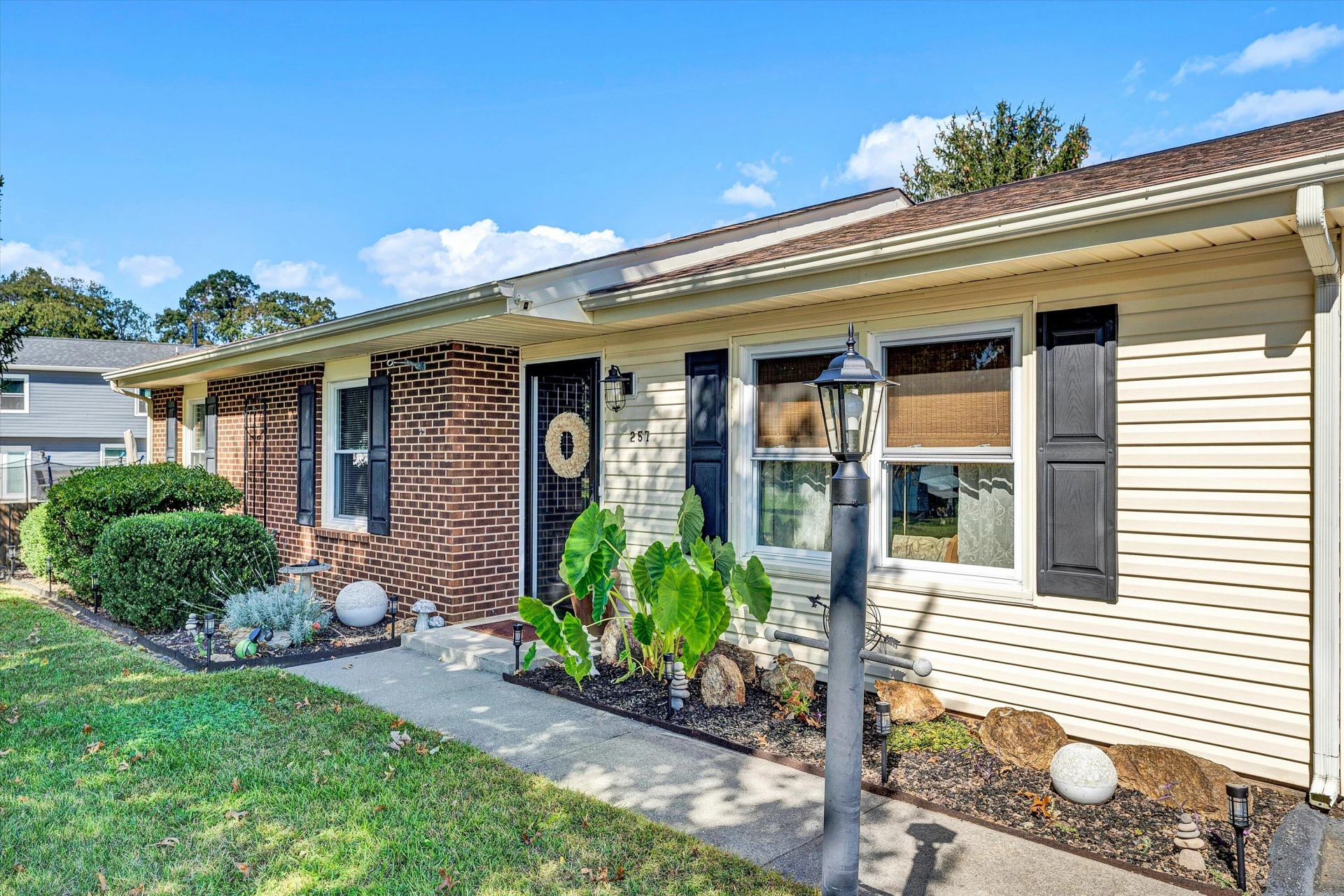 257 AZALEA CIR - Photo 5