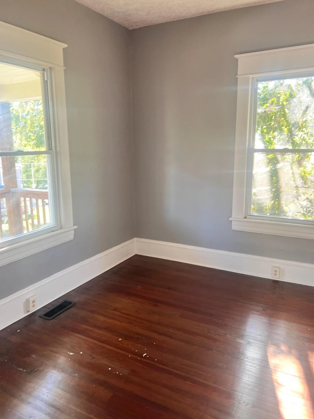 1320 Tazewell AVE SE - Photo 5