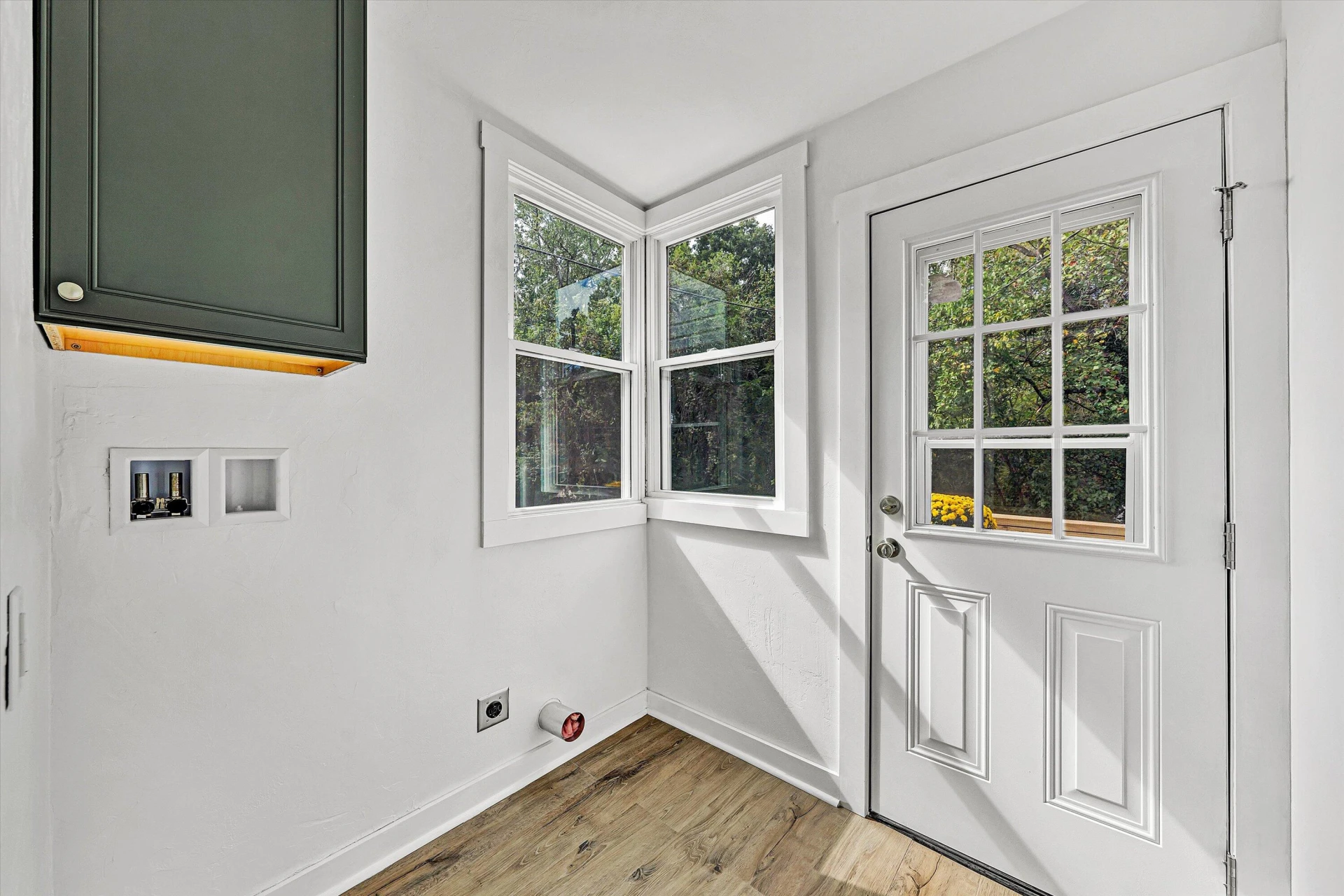 1702 East Gate AVE NE - Photo 21