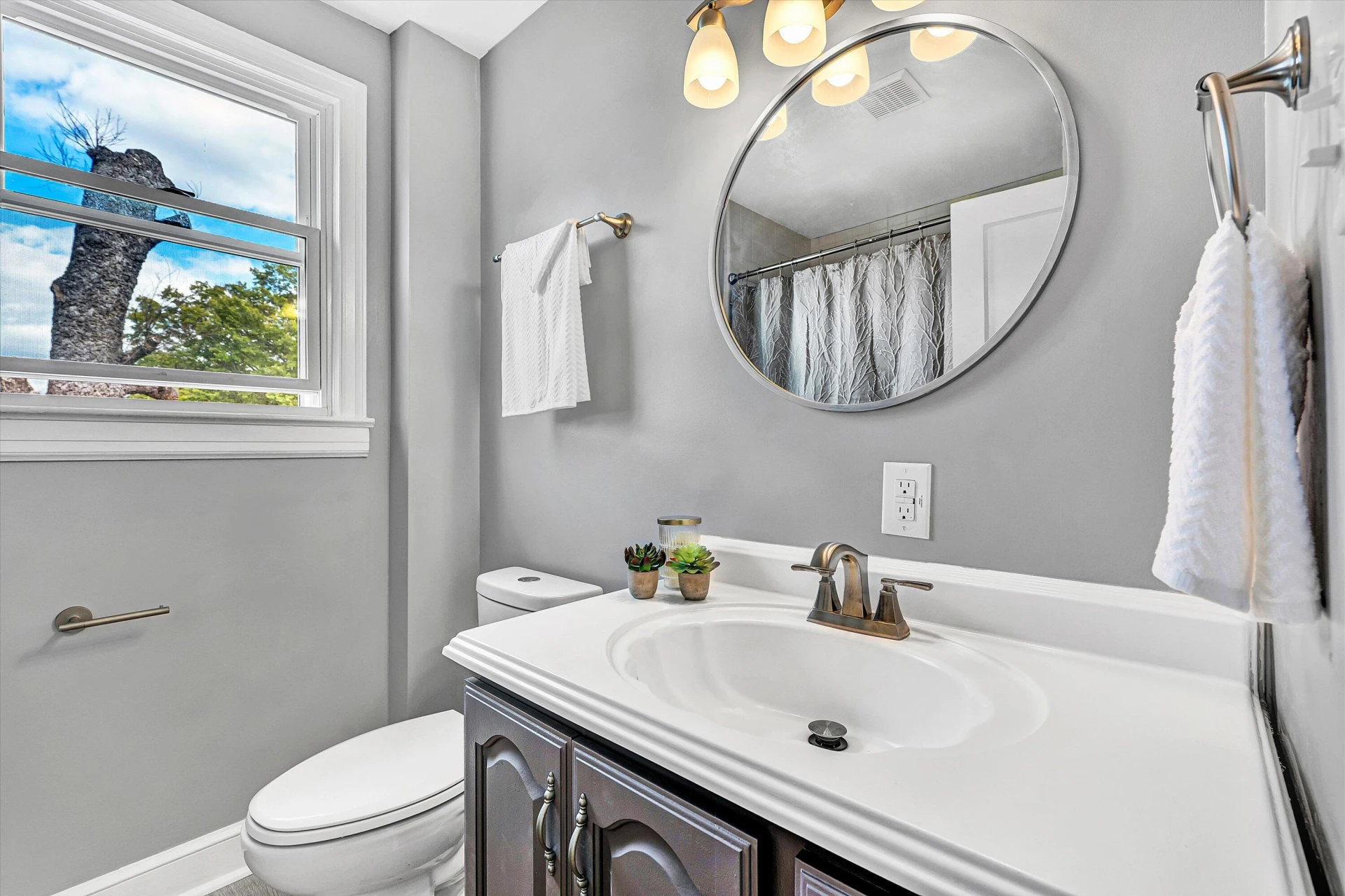 1702 East Gate AVE NE - Photo 24