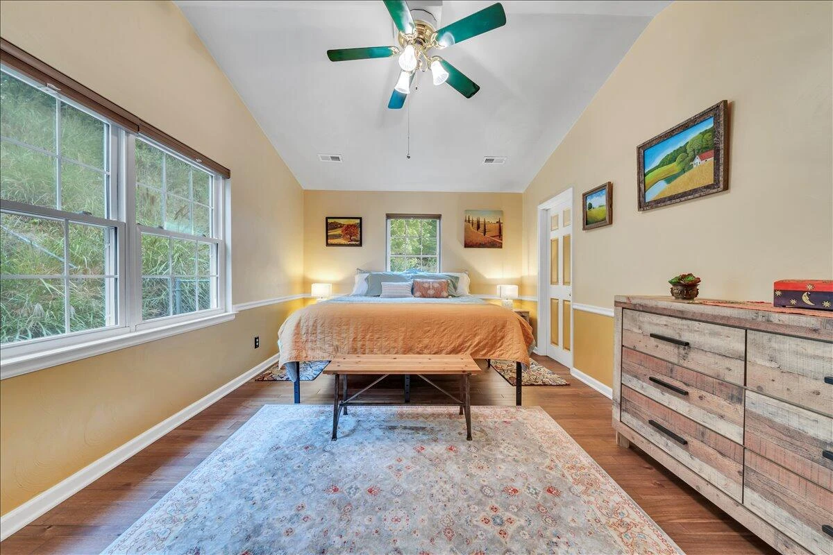675 Ray ST - Photo 21