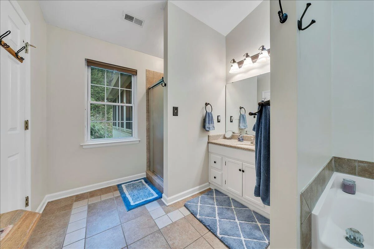 675 Ray ST - Photo 24