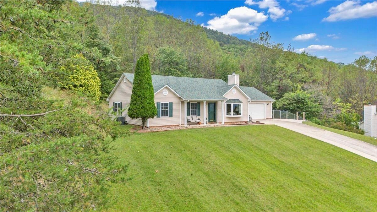 675 Ray ST - Photo 36