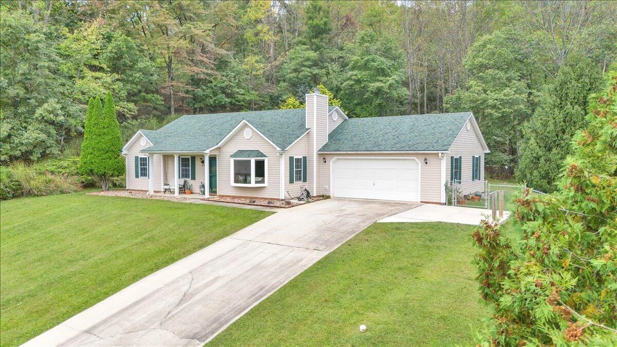 675 Ray ST - Photo 37