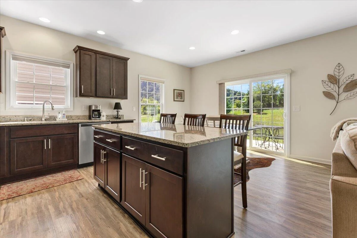 229 Louise LN - Photo 11