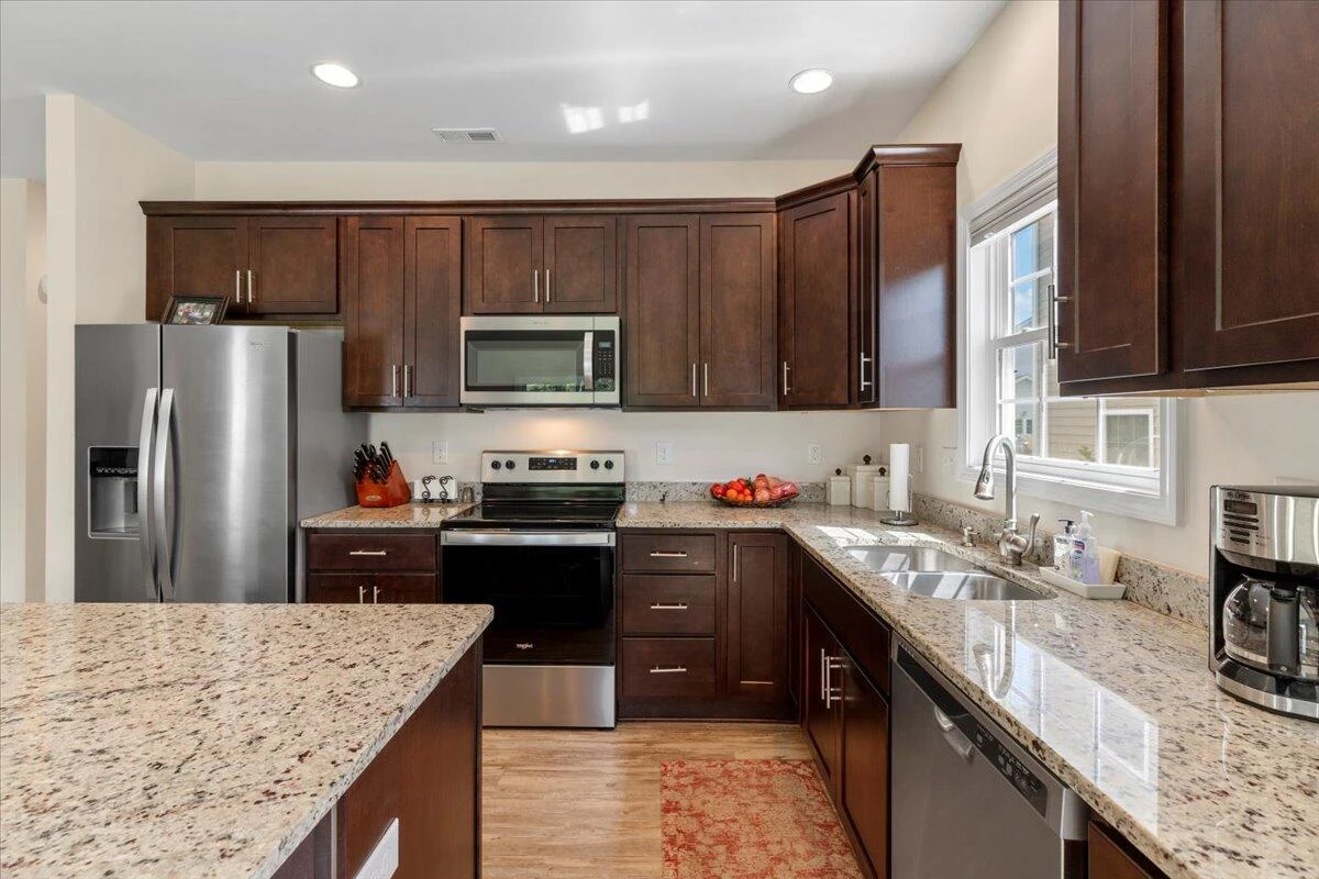 229 Louise LN - Photo 13