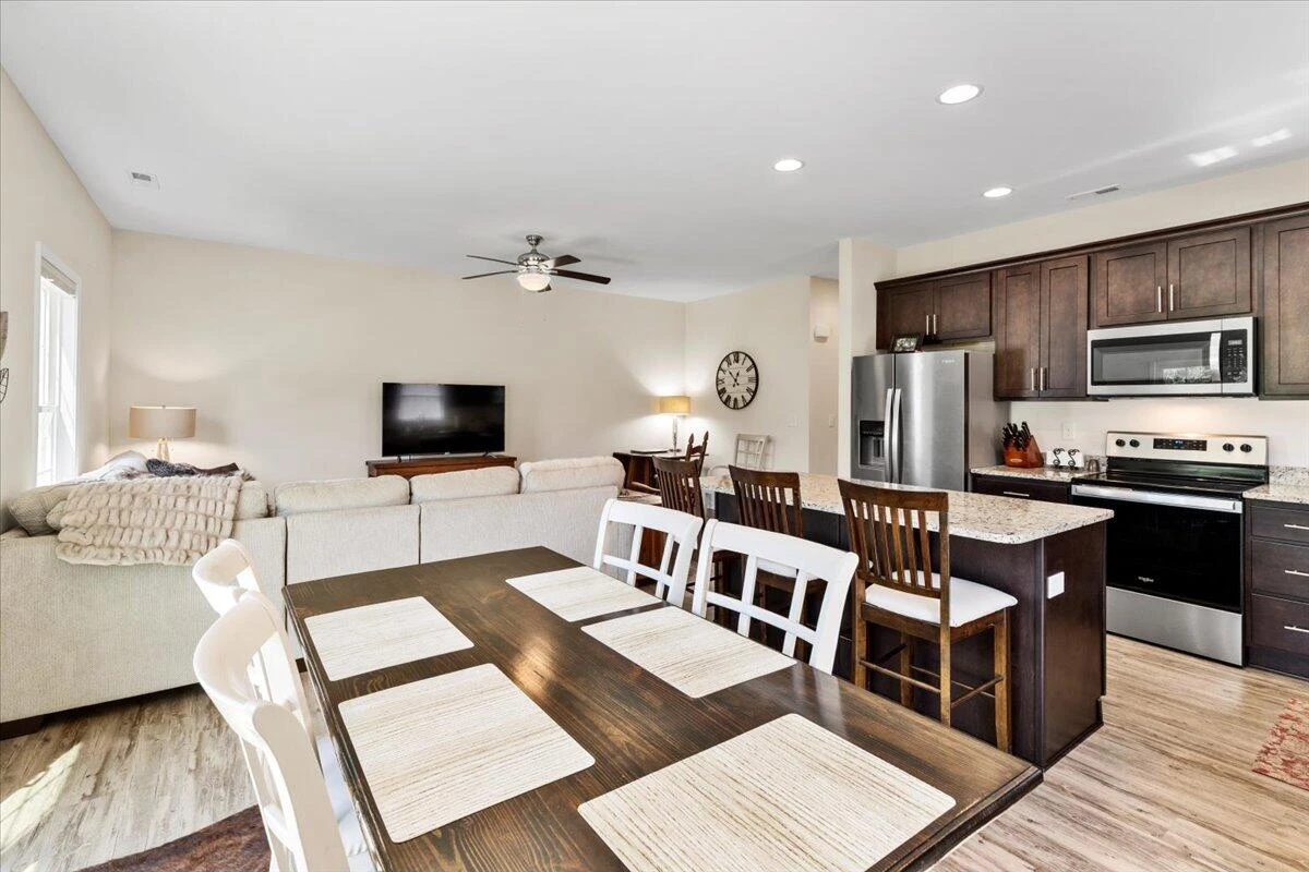229 Louise LN - Photo 17