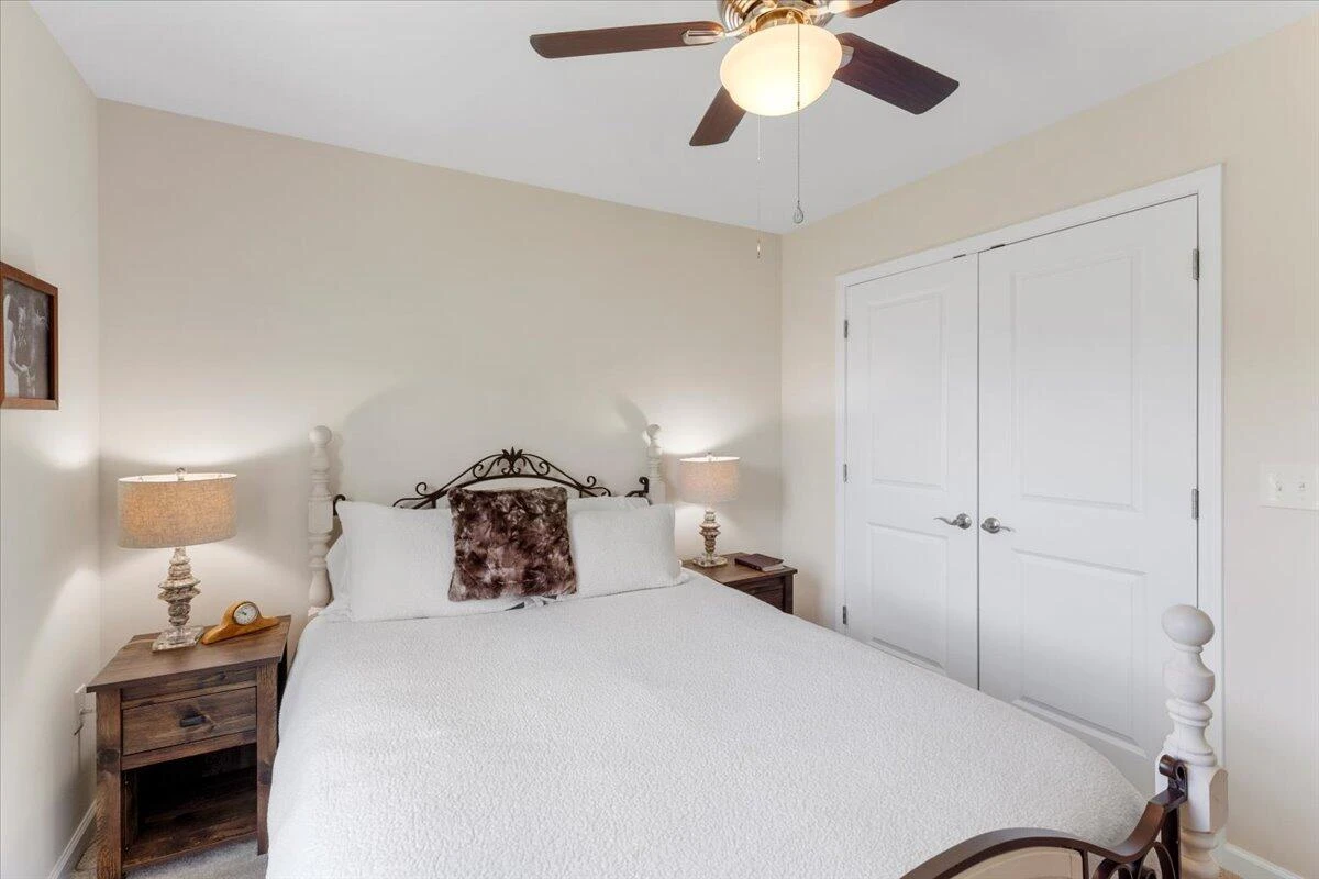 229 Louise LN - Photo 23