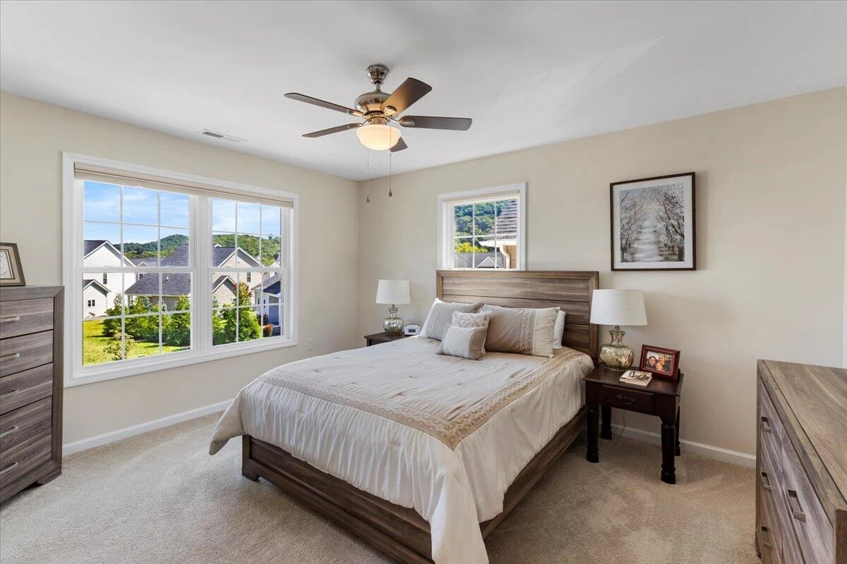 229 Louise LN - Photo 27