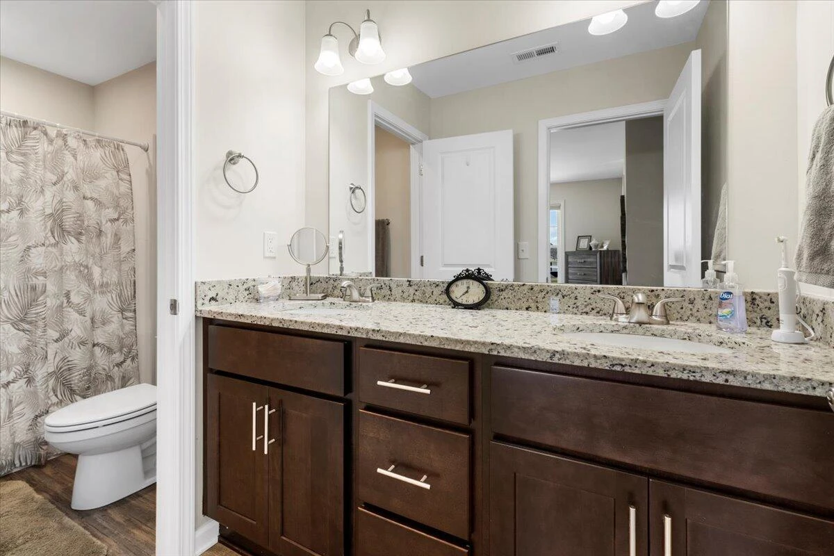 229 Louise LN - Photo 31