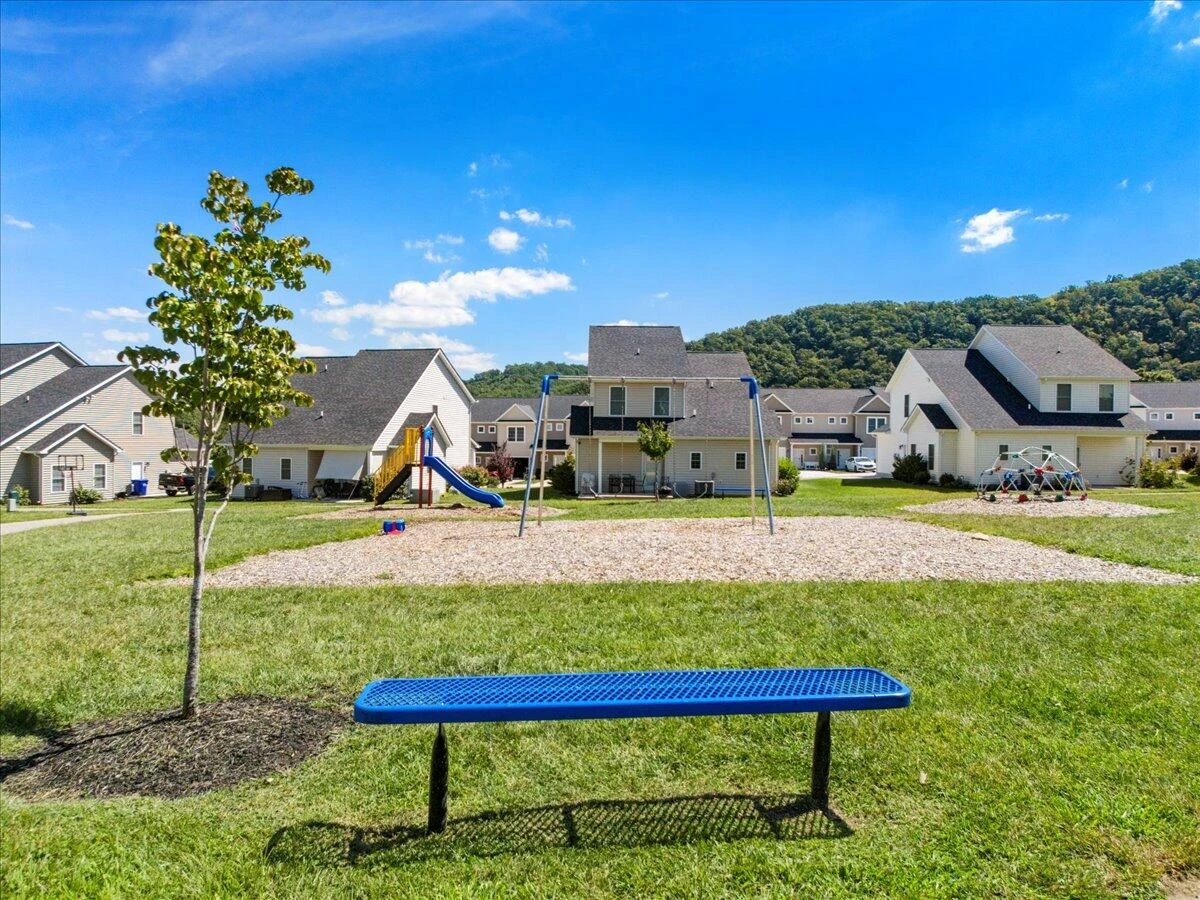229 Louise LN - Photo 37