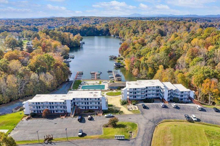 1089 Bluewater DR #414