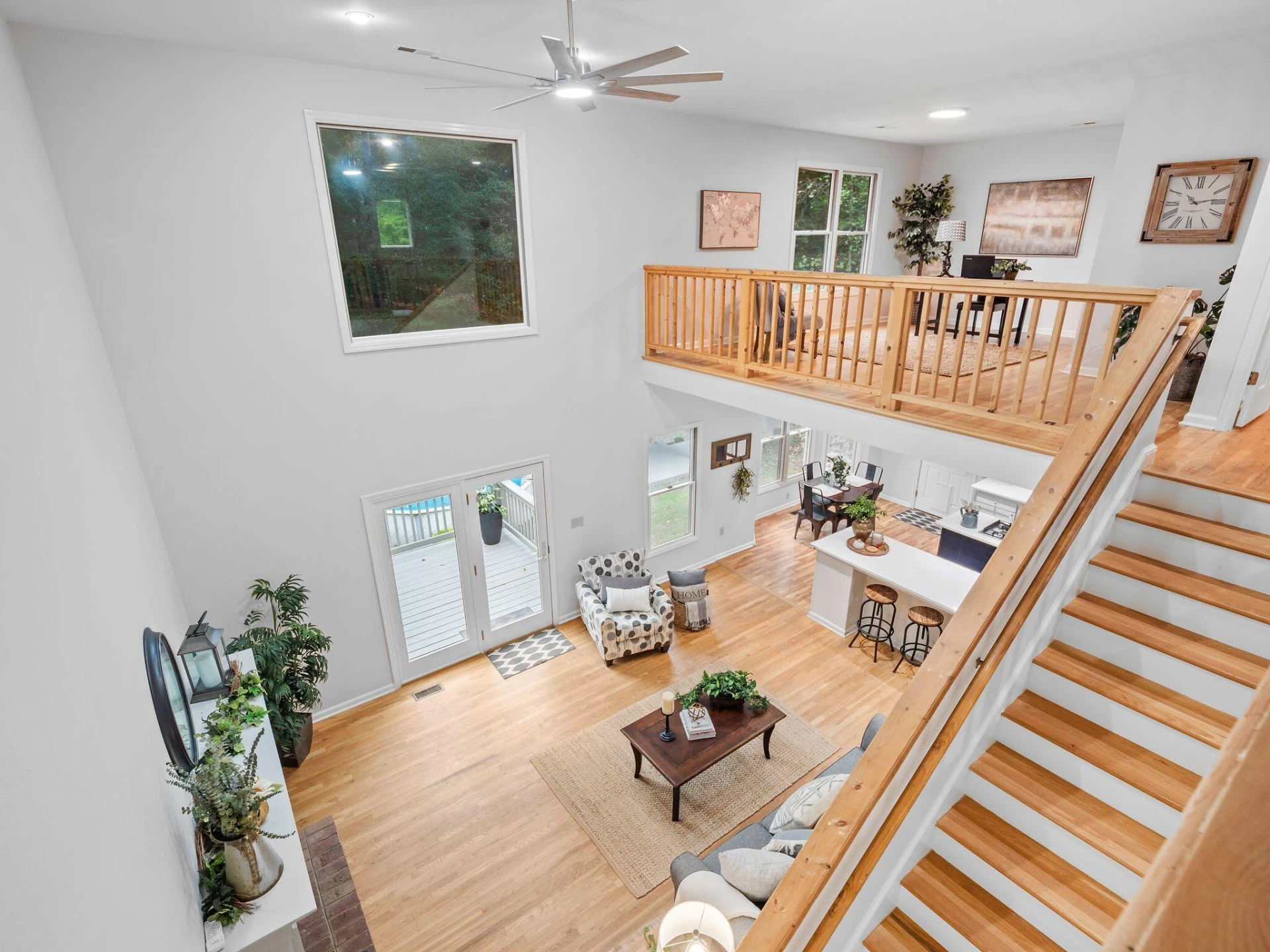 654 Eagle LN - Photo 39