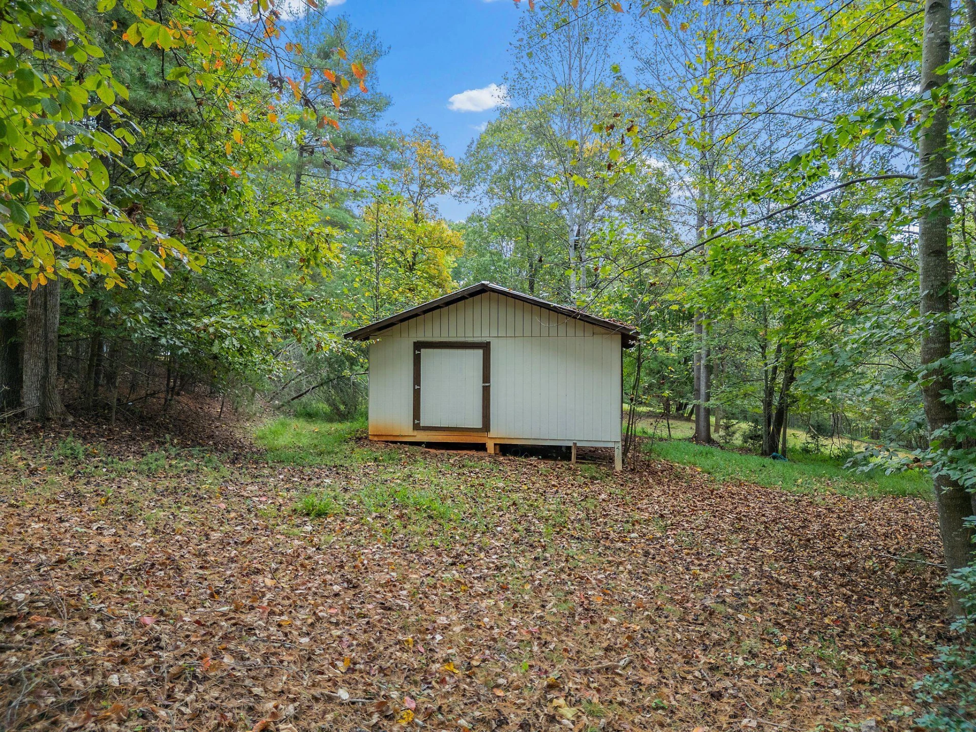 654 Eagle LN - Photo 66
