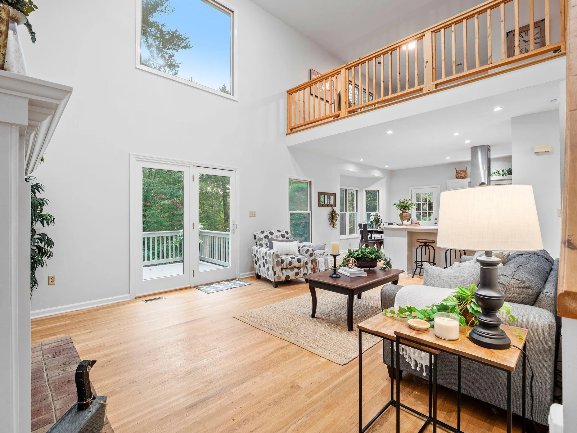 654 Eagle LN - Photo 8