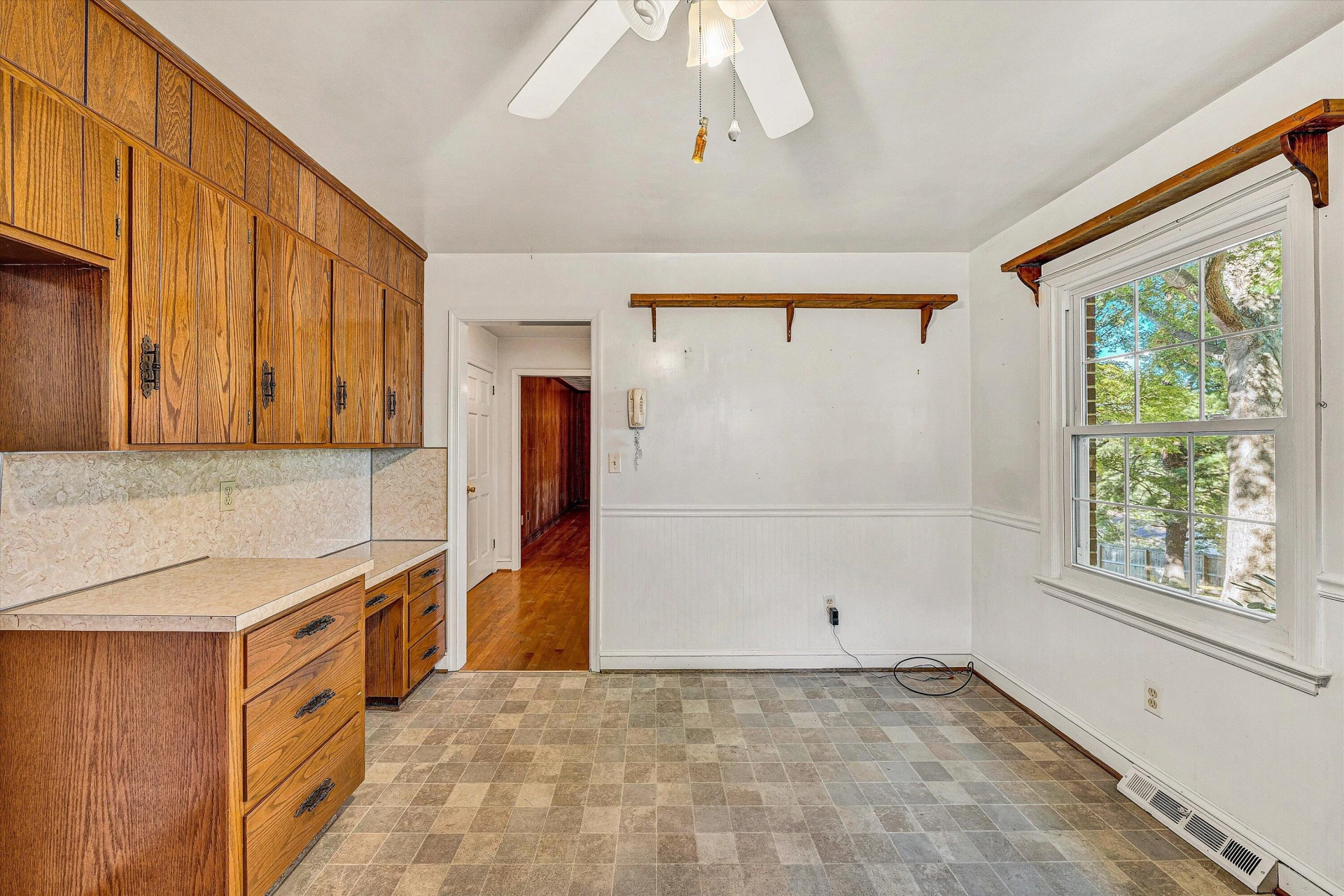 5215 Summer DR - Photo 10