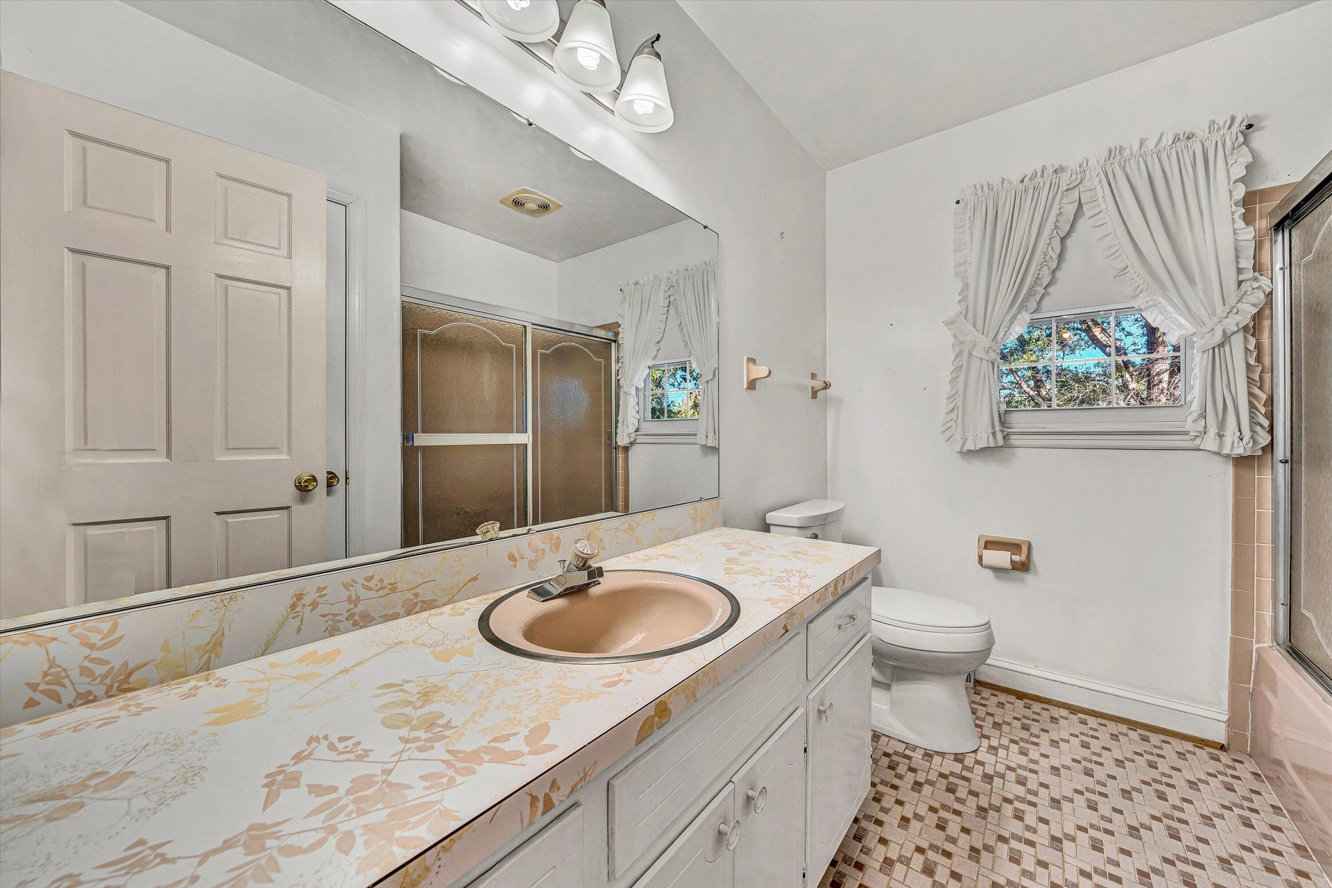 5215 Summer DR - Photo 24