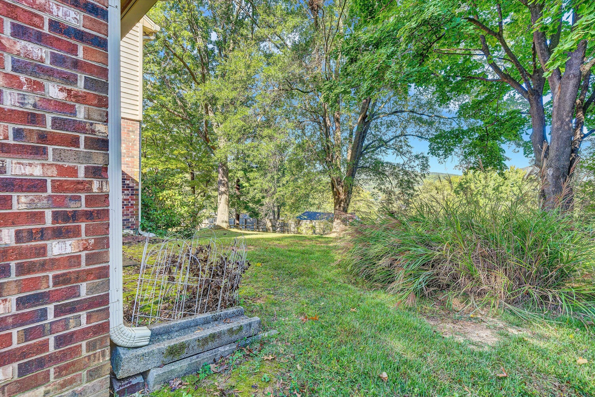 5215 Summer DR - Photo 31
