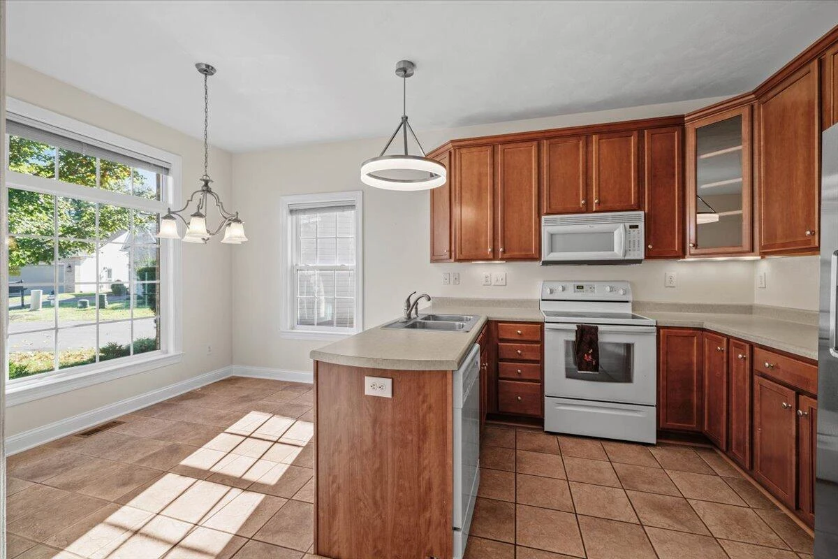 1315 Keagy LN SW - Photo 7