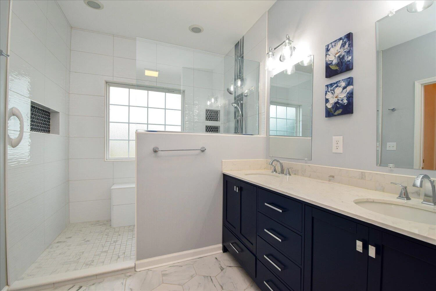 1615 Valhalla CT - Photo 16