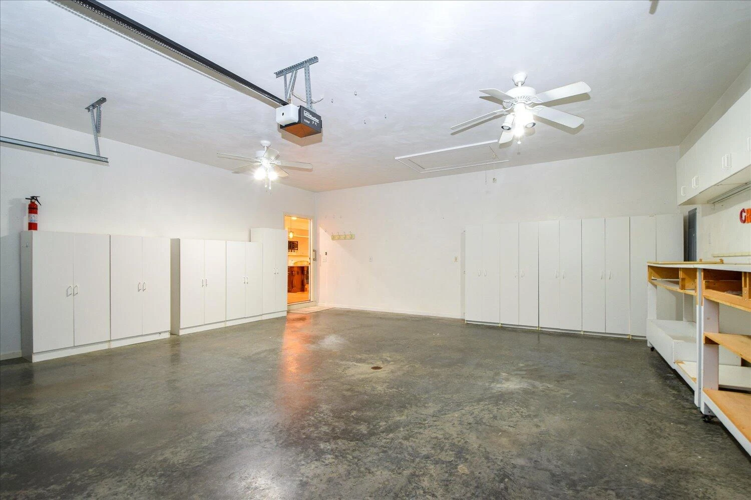 1615 Valhalla CT - Photo 23