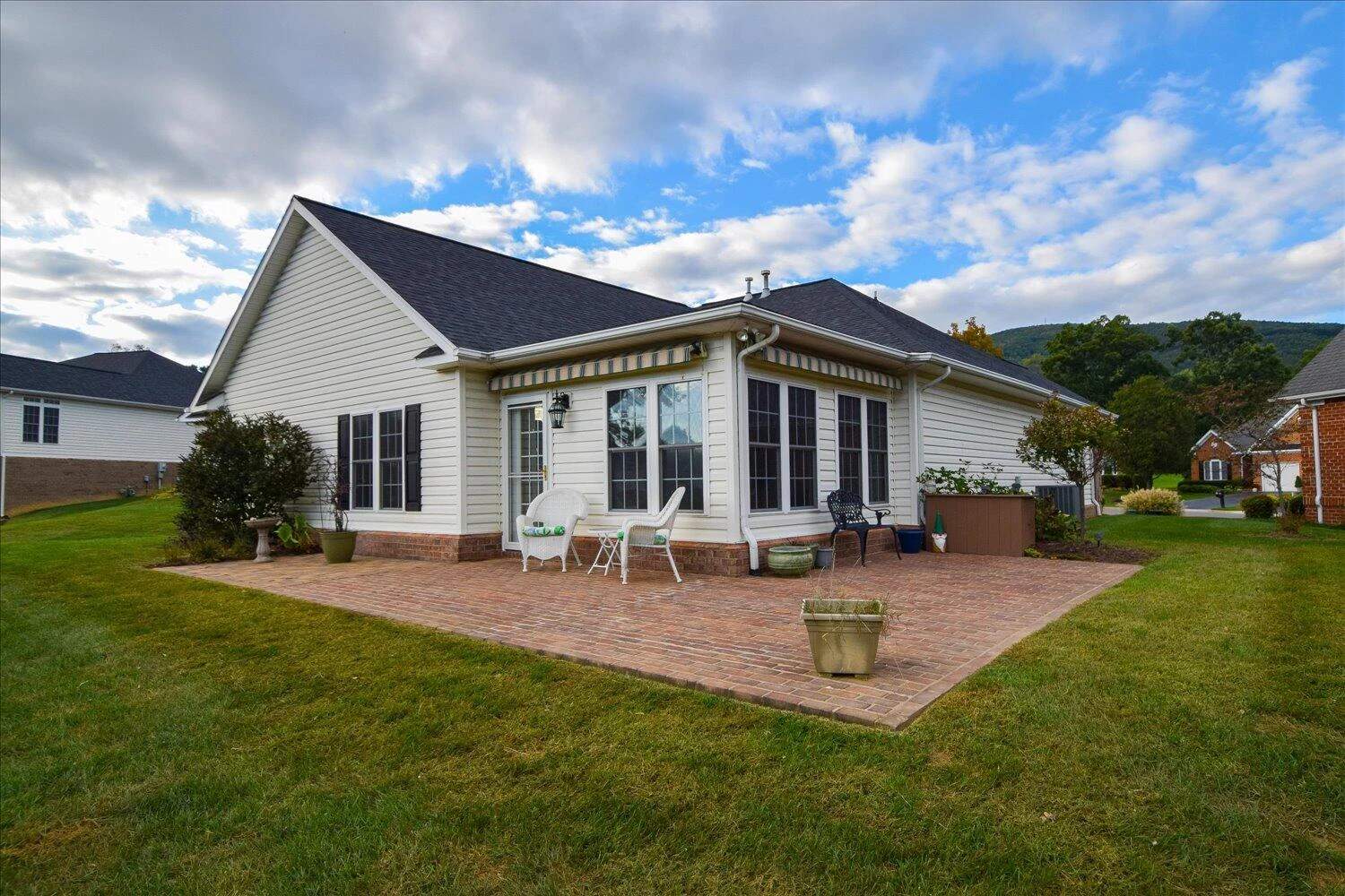1615 Valhalla CT - Photo 28