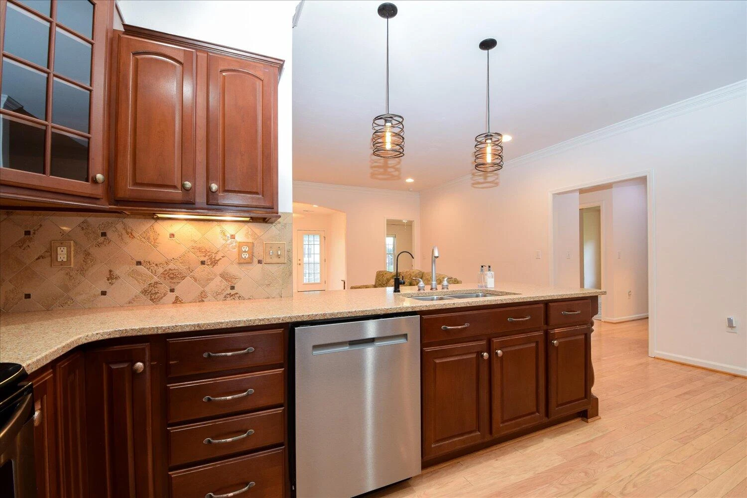 1615 Valhalla CT - Photo 6