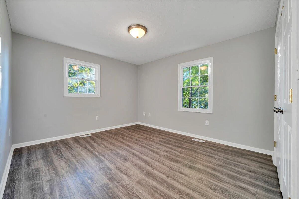 202 Fox Creek DR - Photo 24
