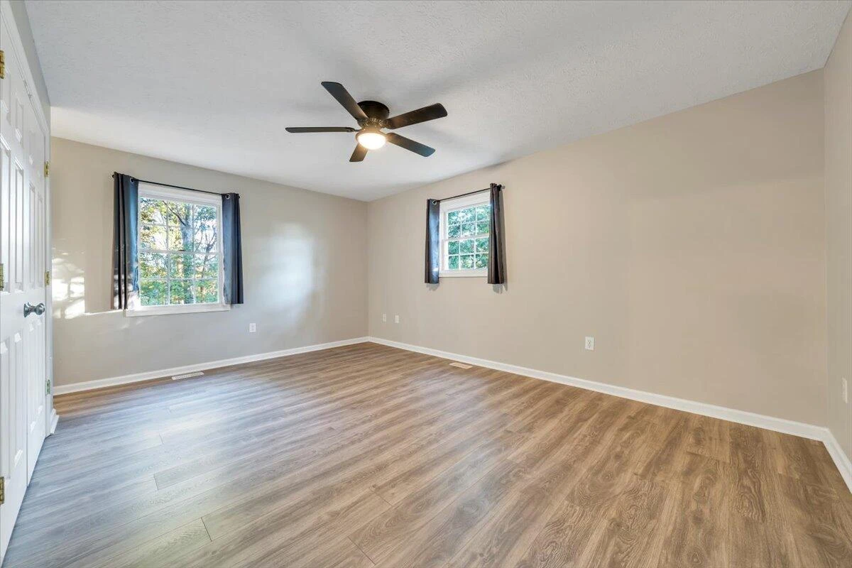 202 Fox Creek DR - Photo 26