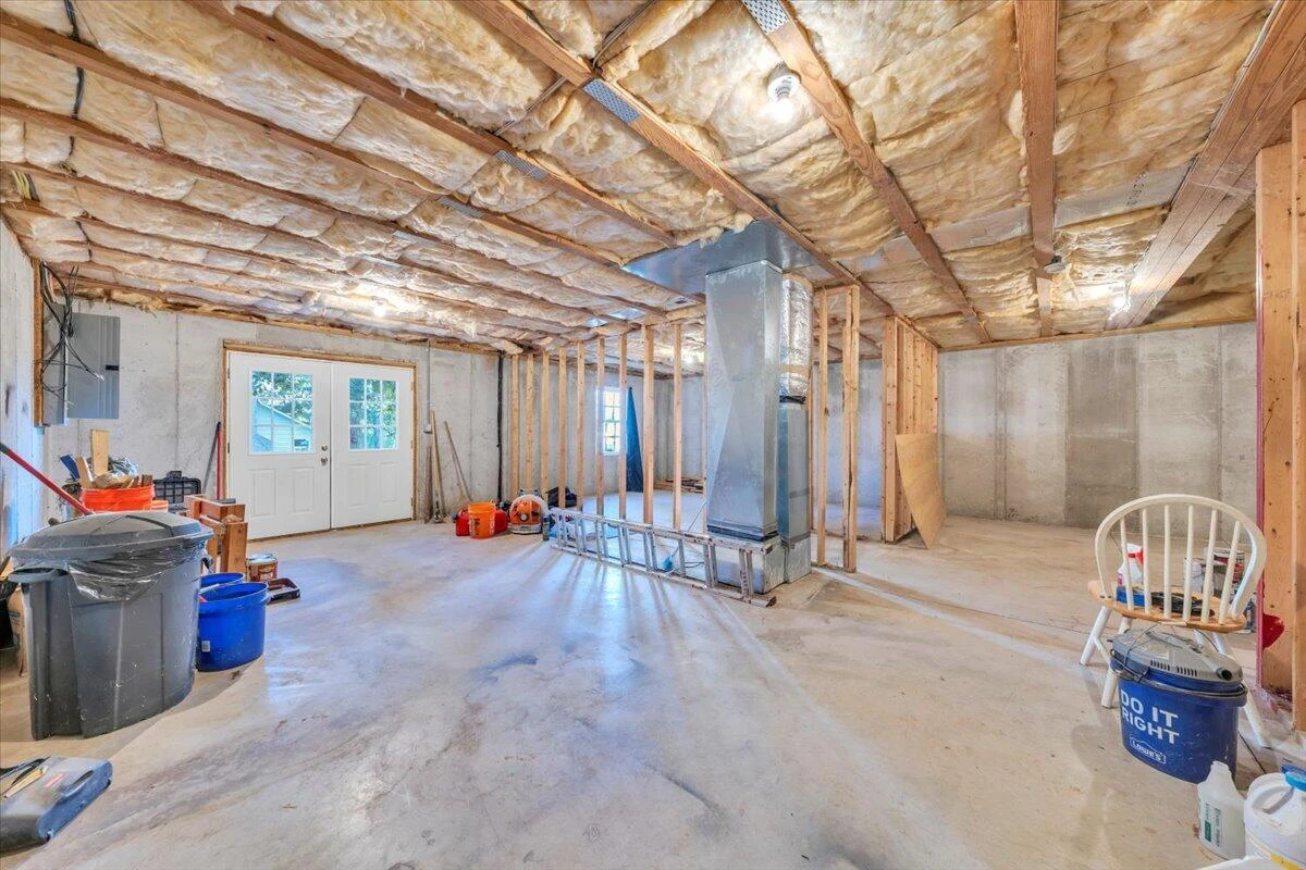 202 Fox Creek DR - Photo 29