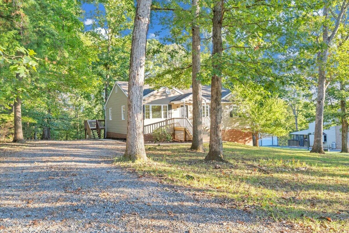 202 Fox Creek DR - Photo 35