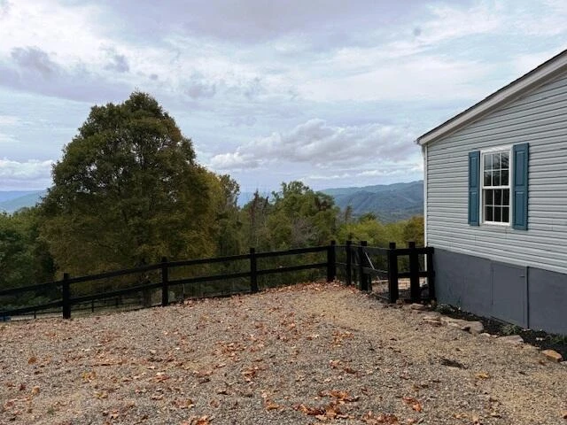 475 Darnell Mountain RD - Photo 3