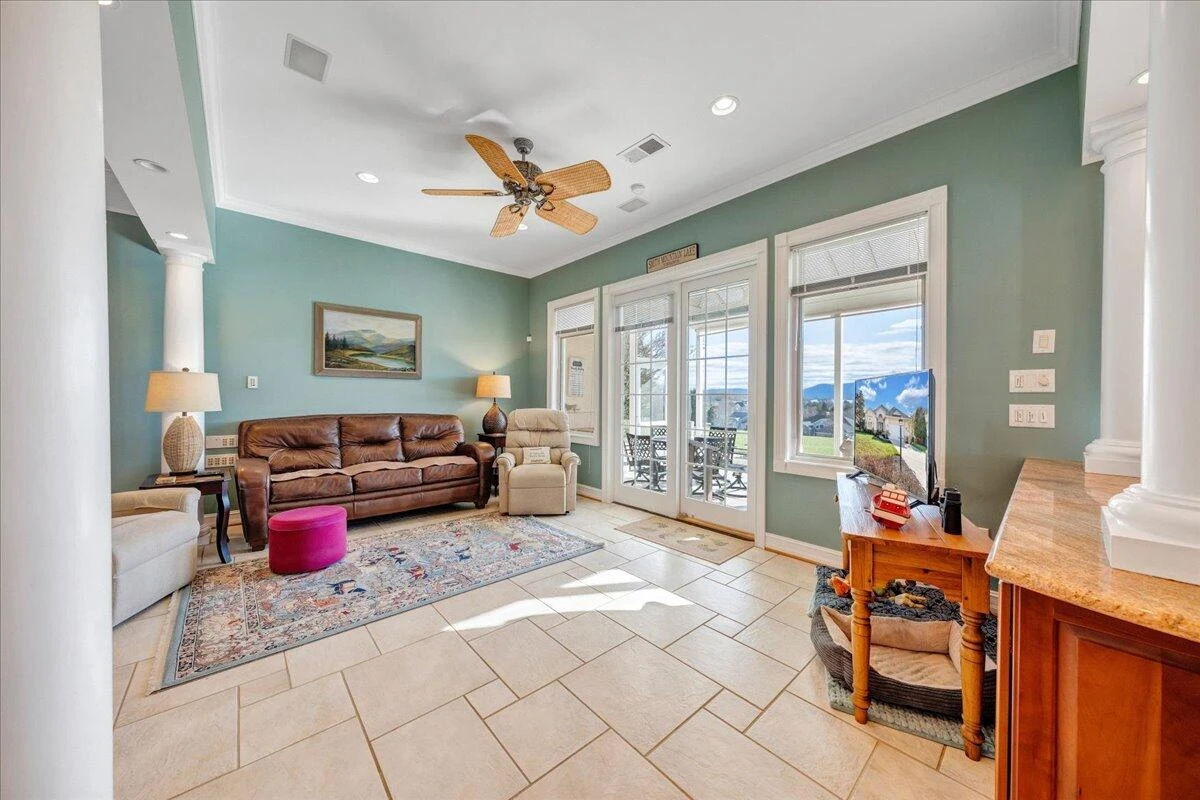 76 Montego Bay DR - Photo 12