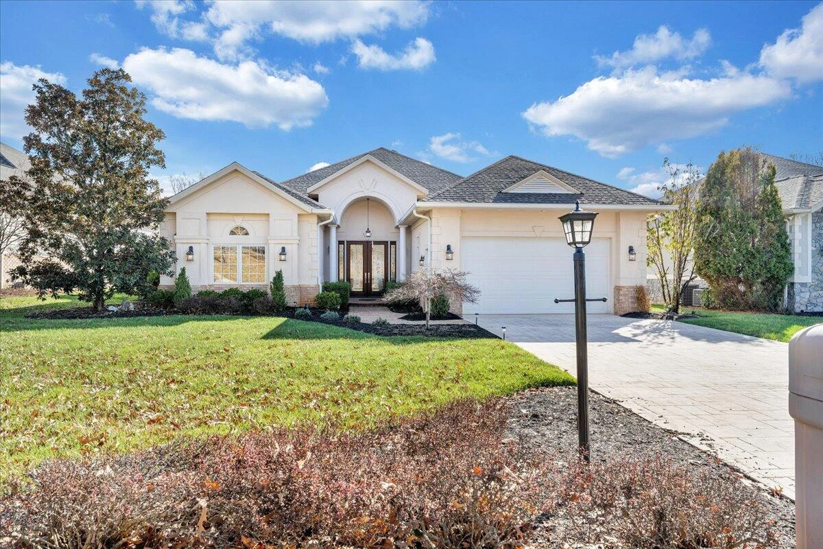 76 Montego Bay DR - Photo 2