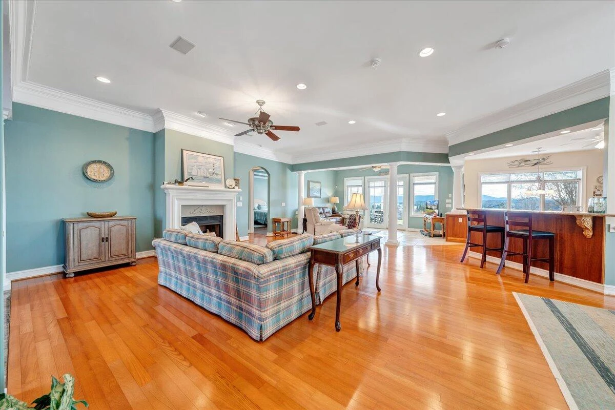 76 Montego Bay DR - Photo 8