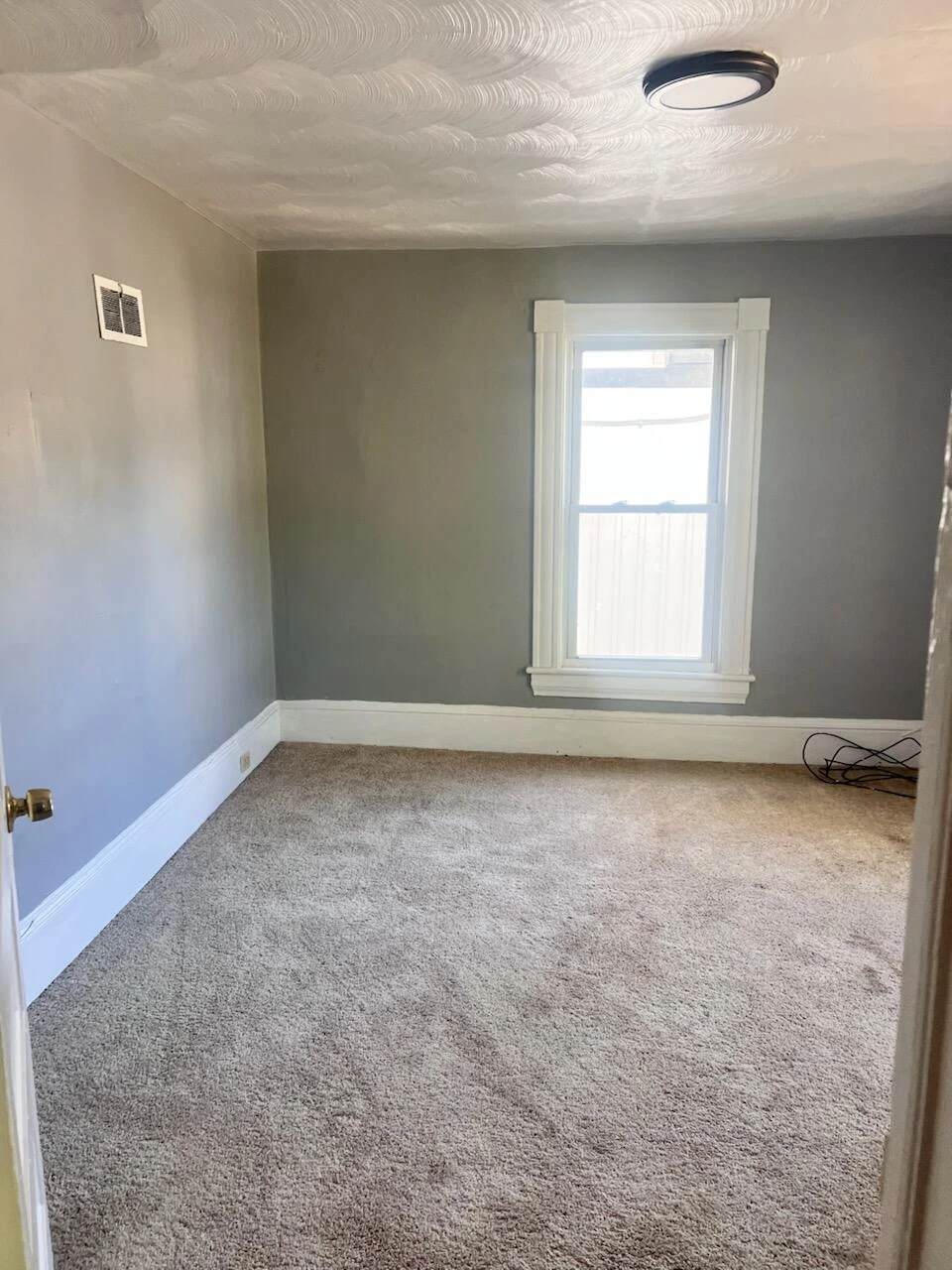 711 Stewart AVE SE - Photo 18