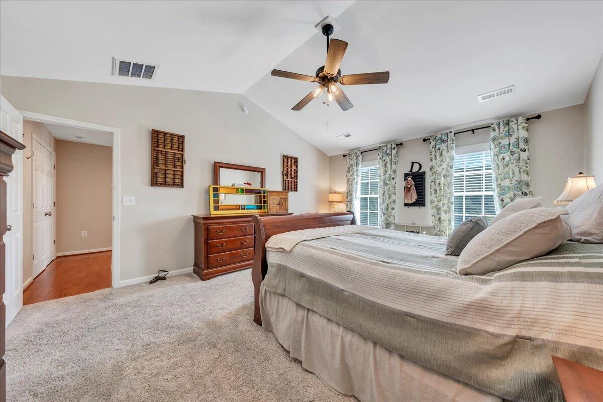 4217 Berkeley Place DR - Photo 32