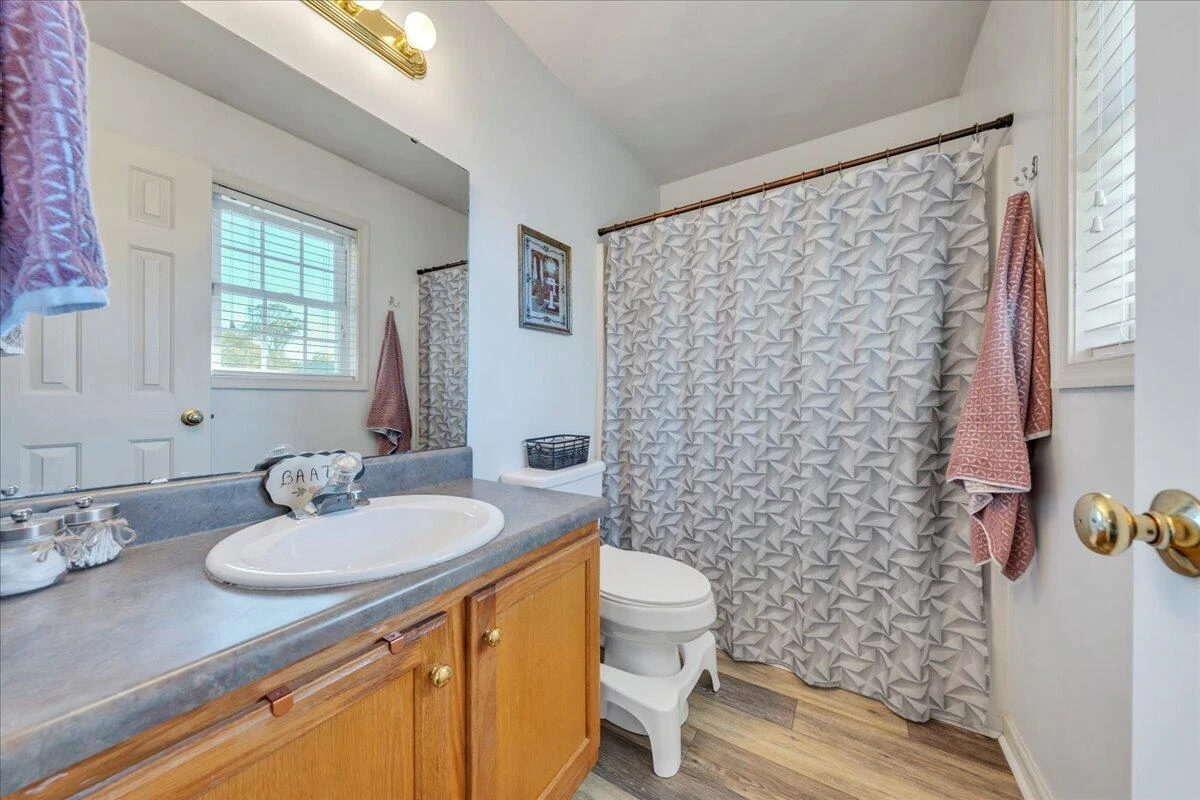 1731 18th ST SE - Photo 14