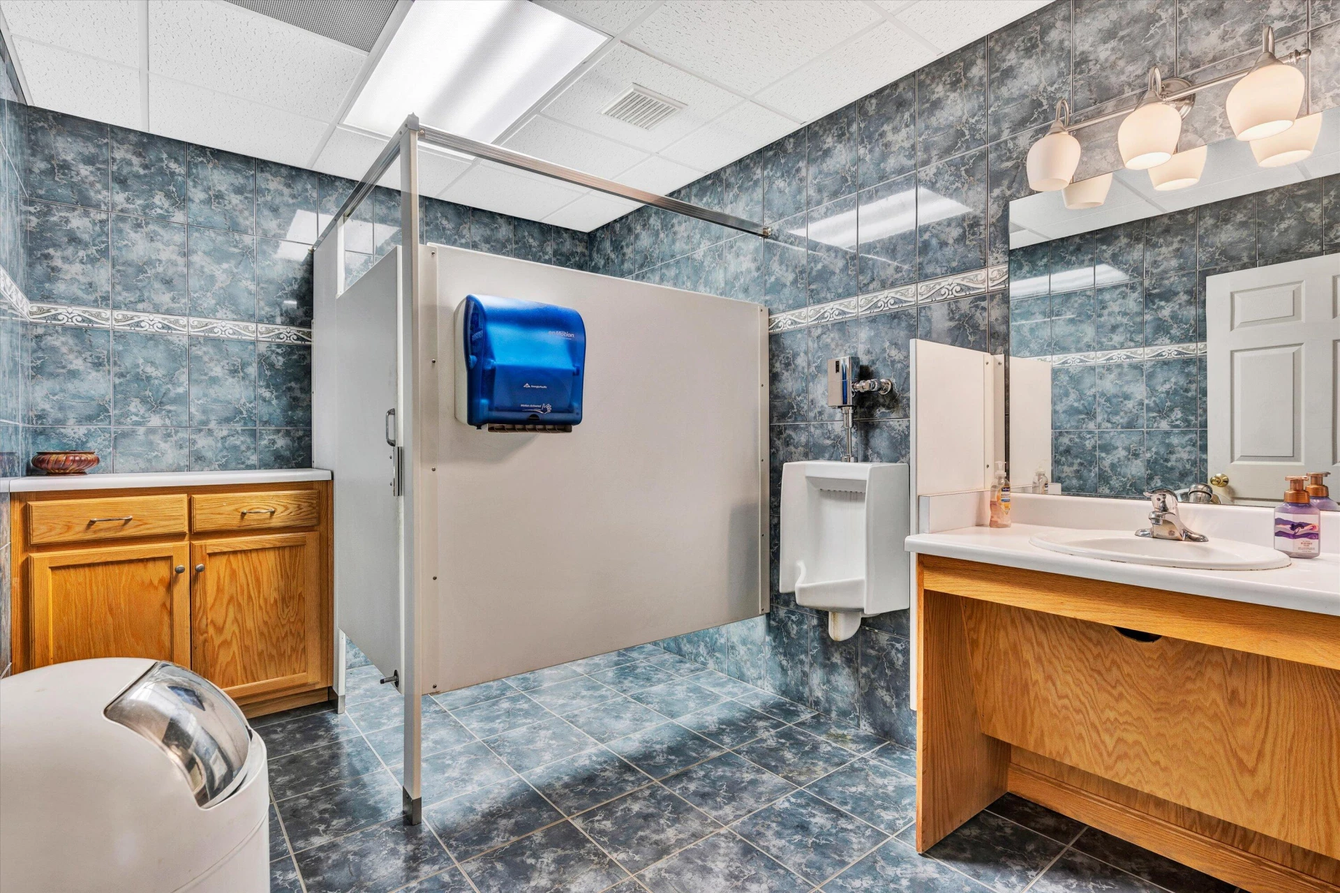 180 AMT TECH DR - Photo 14