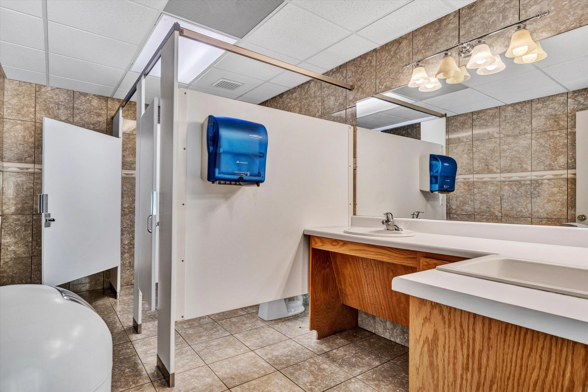 180 AMT TECH DR - Photo 36