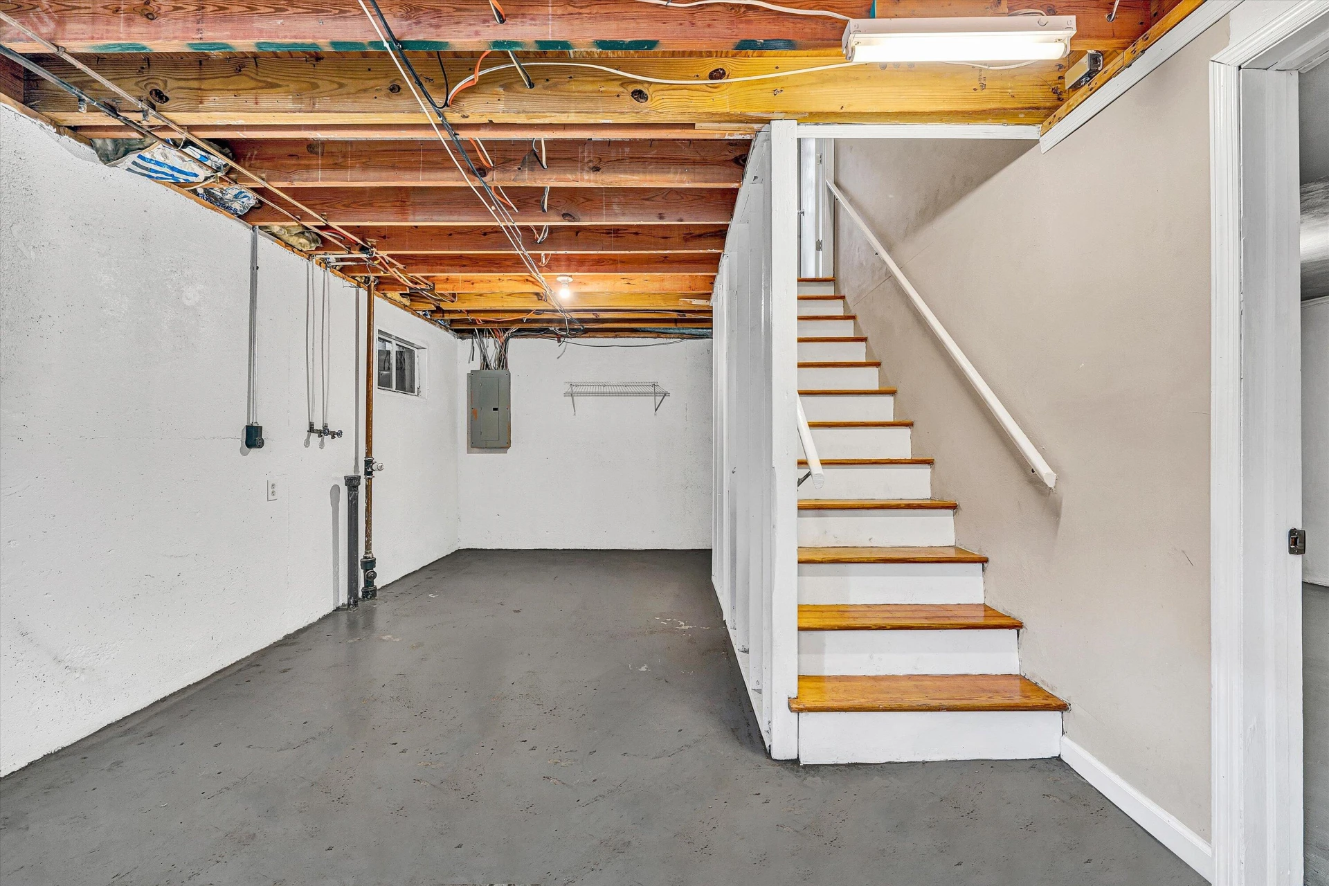 928 Shelbourne AVE - Photo 13