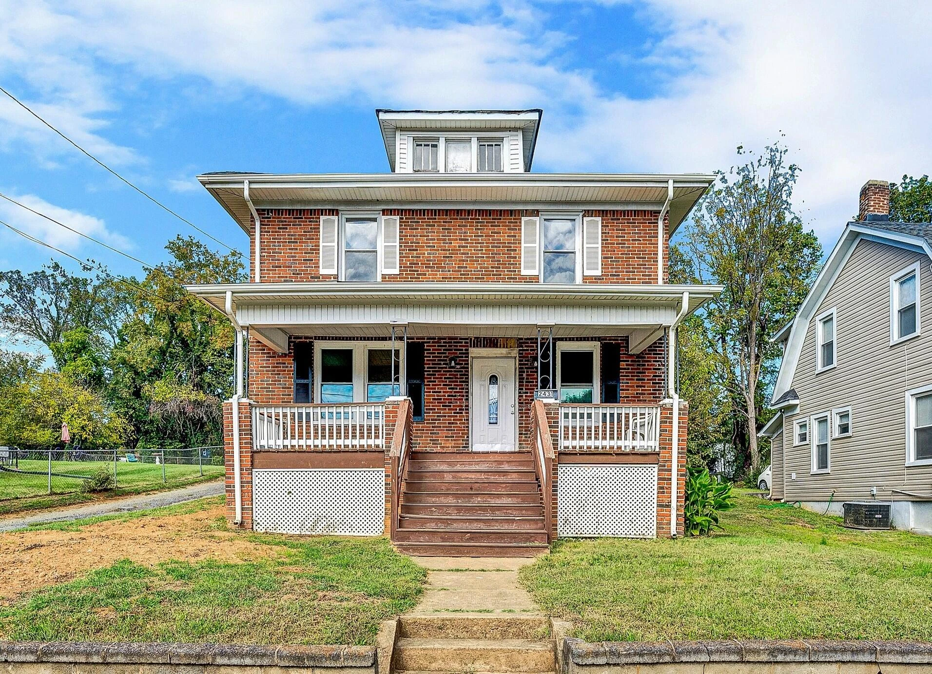 2431 Delaware AVE NW