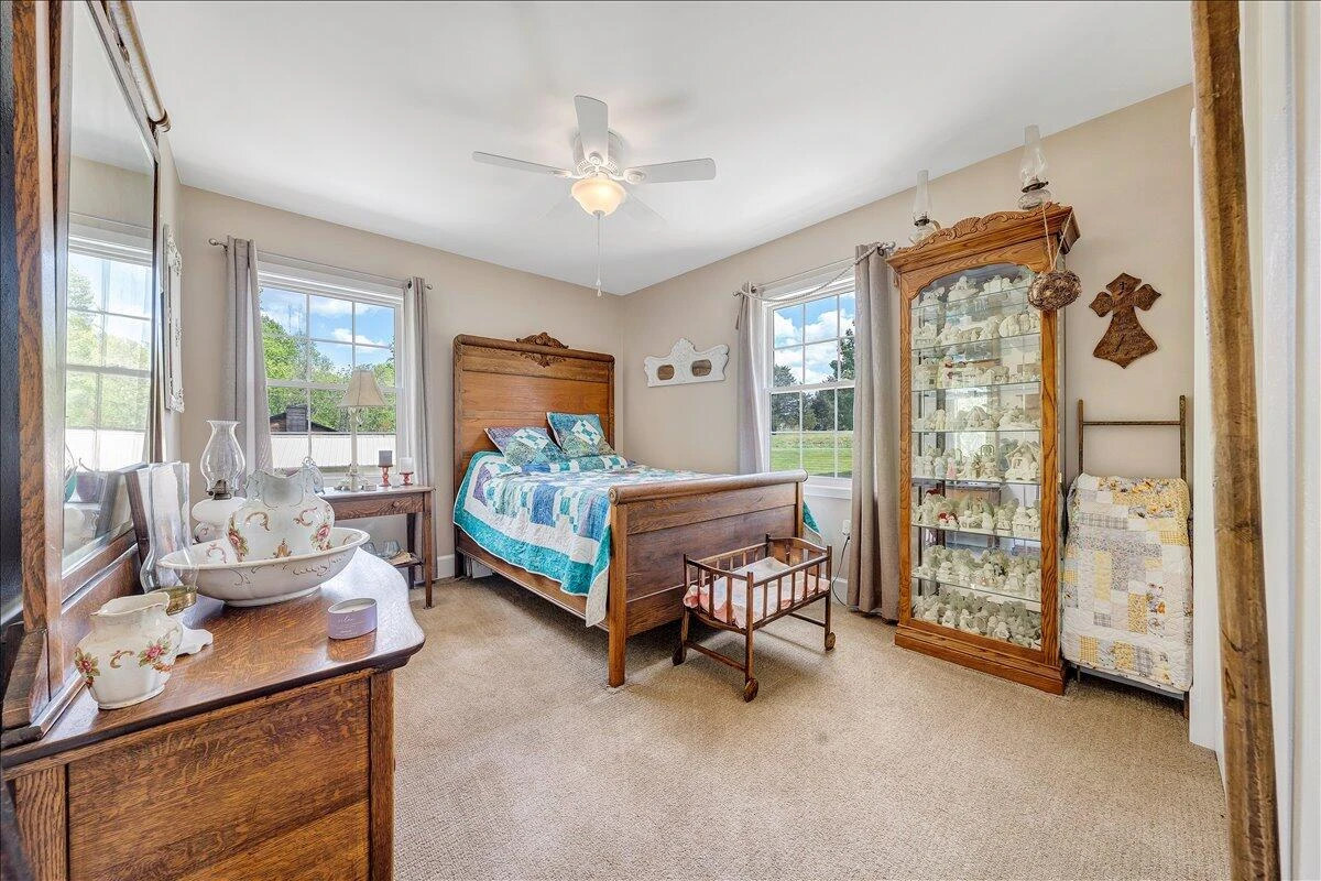 2711 Quarles RD - Photo 14