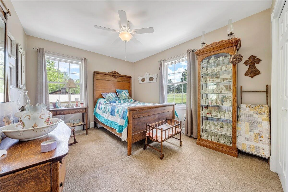 2711 Quarles RD - Photo 15