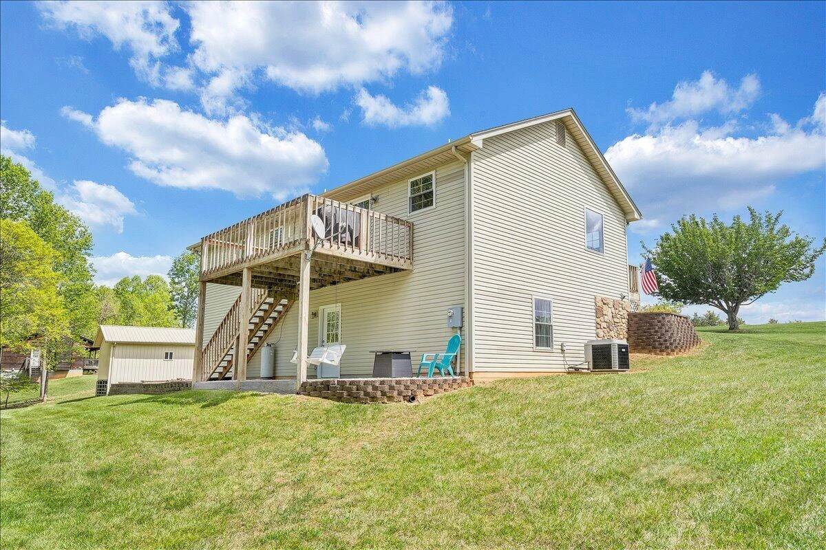 2711 Quarles RD - Photo 24