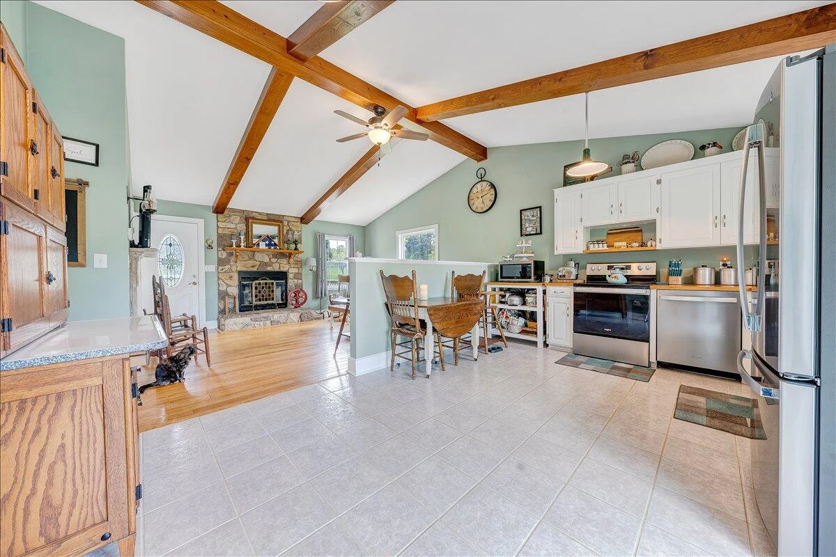 2711 Quarles RD - Photo 6